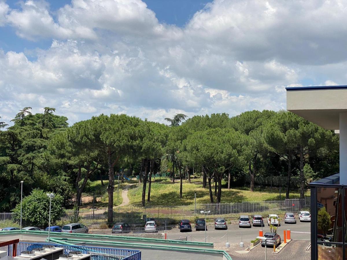 The Italian House In Rome A Pochi Passi Dalla Metro A Bagian luar foto